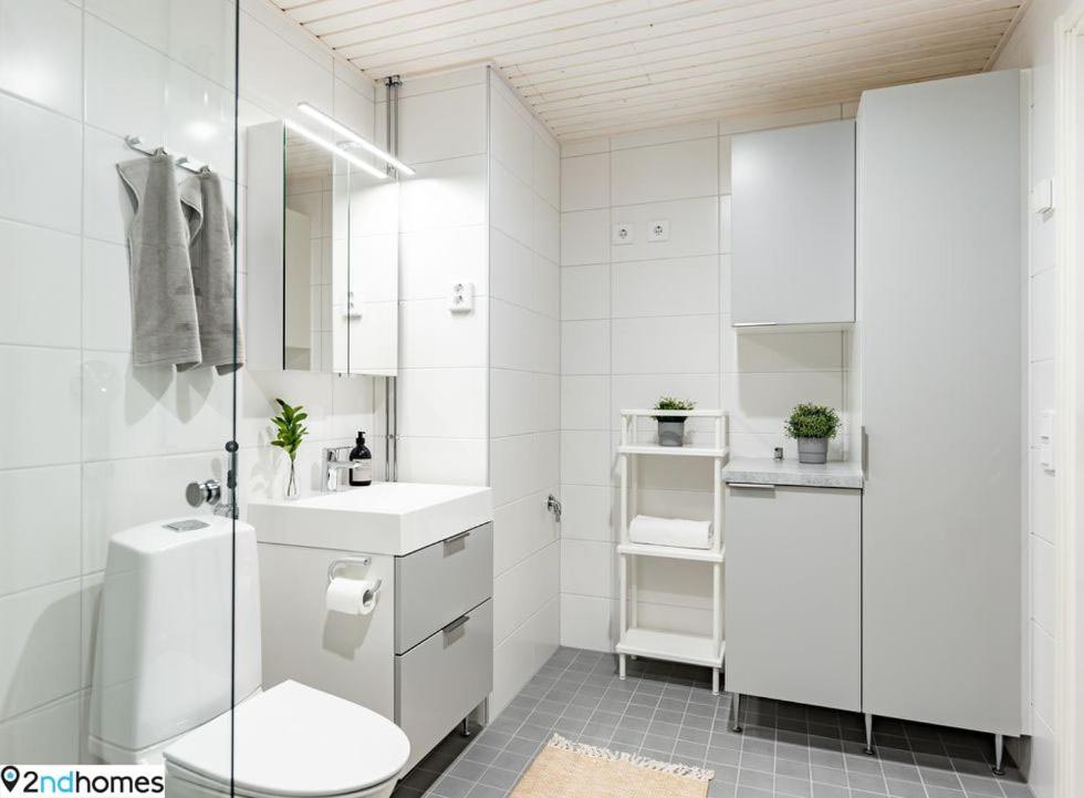 "Kanava" - New 1Br Apartment With Sauna, Balcony & Views, Hosted By 2Ndhomes Tampere Kültér fotó